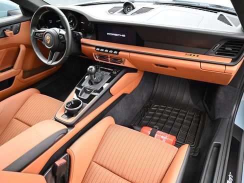 Certified 2024 Porsche 911 GT3 RS RWD image 33