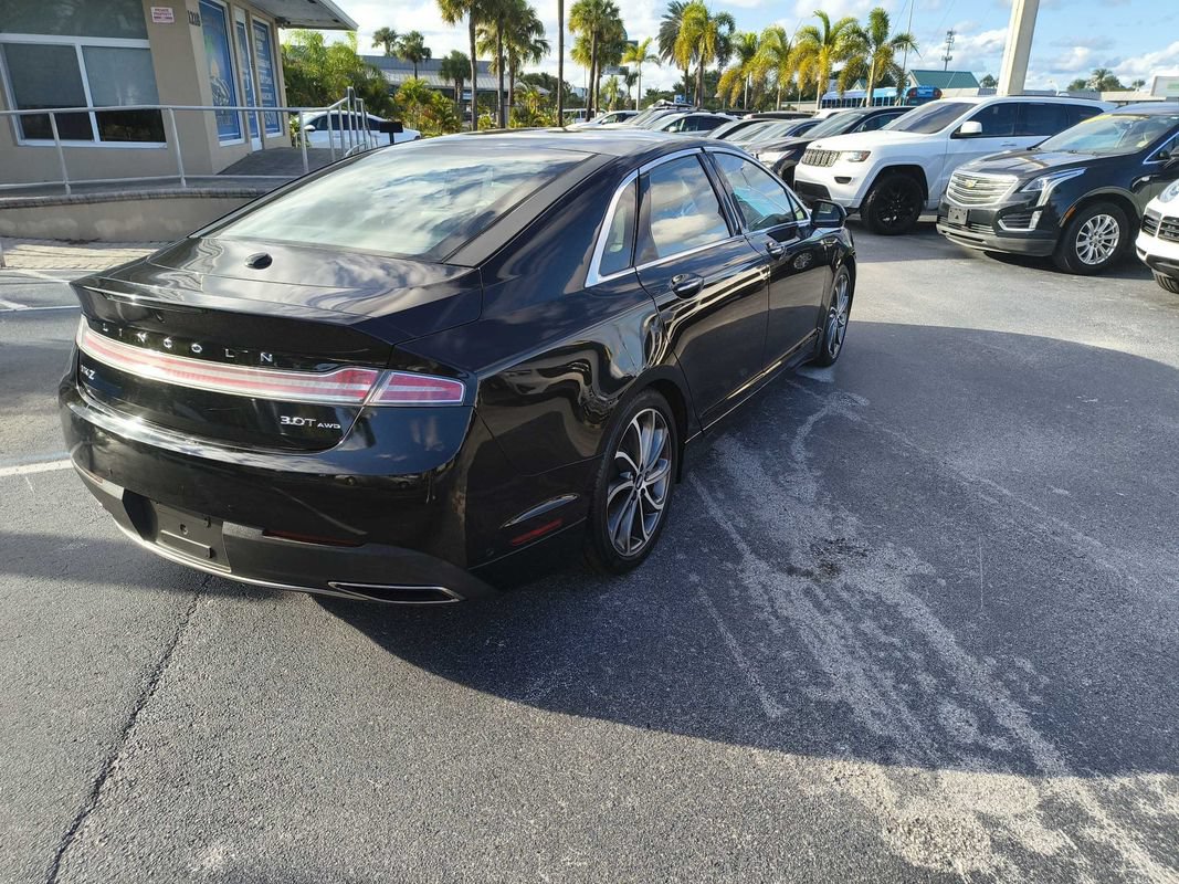 Used 2017 Lincoln MKZ Reserve w/ Luxury Package AWD/4WD image 5