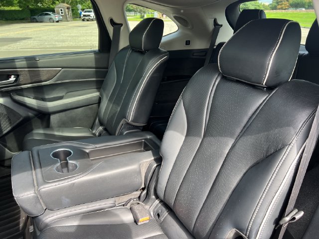 Used 2023 Acura MDX w/ Advance Package AWD/4WD image 25