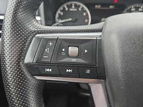 Used 2025 Mitsubishi Outlander SE AWD/4WD image 21