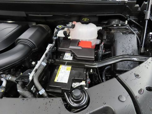 Used 2025 Chevrolet Traverse Z71 image 29