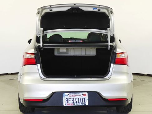 Used 2016 Kia Rio SX image 10