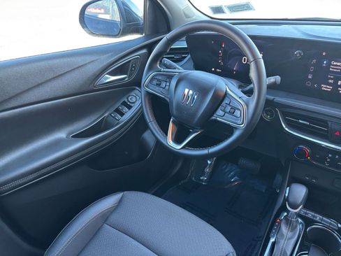Used 2025 Buick Encore GX Preferred image 30