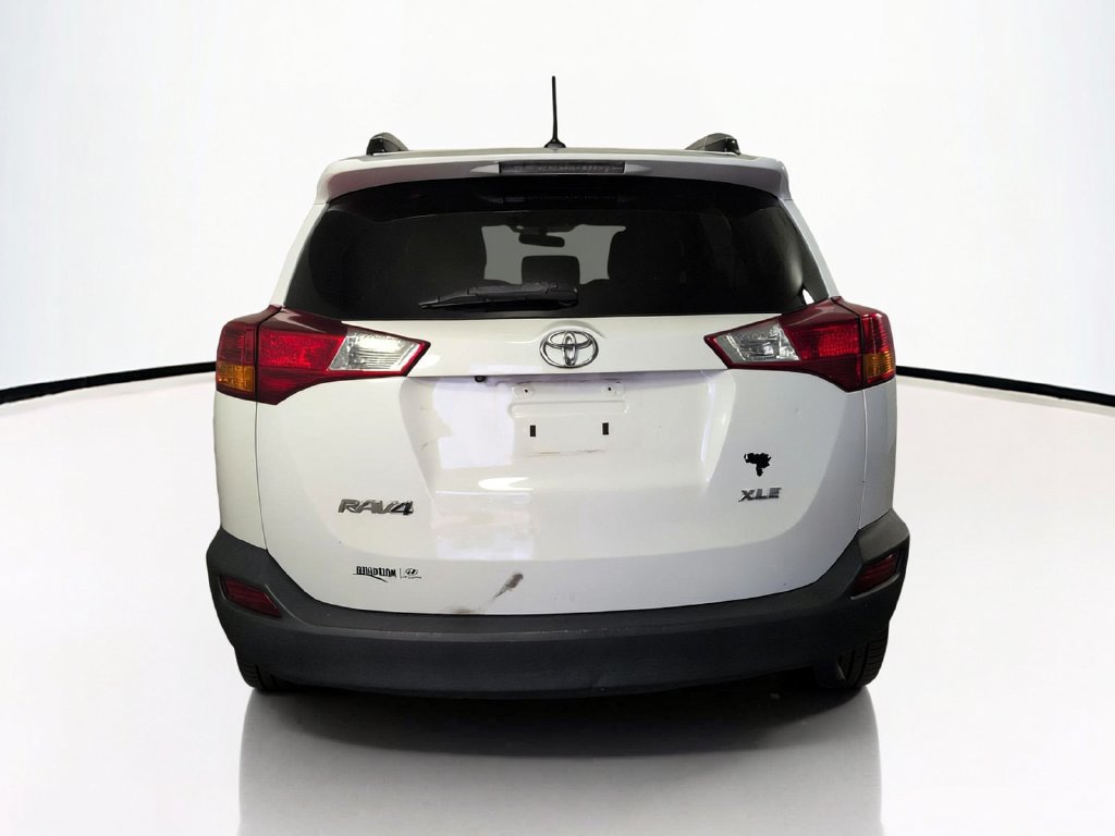 Used 2015 Toyota RAV4 XLE FWD image 7