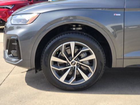 Certified 2024 Audi Q5 2.0T Premium AWD/4WD image 13