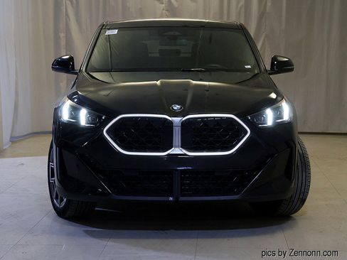 Certified 2025 BMW X2 xDrive28i image 5