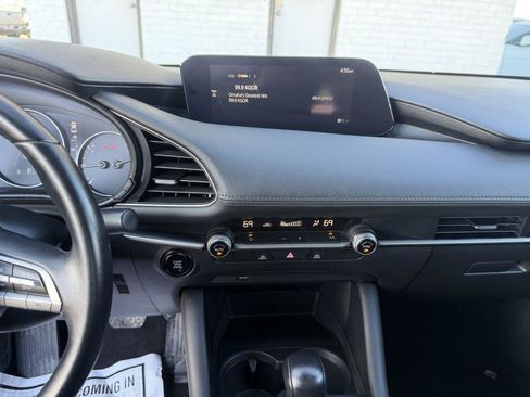 Used 2020 MAZDA MAZDA3 AWD Sedan w/ Select Package image 17