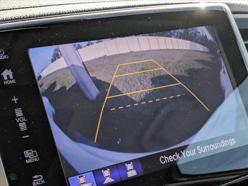 Used 2017 Honda Pilot EX-L image 11