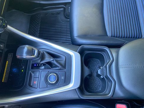 Used 2021 Toyota RAV4 XSE image 18