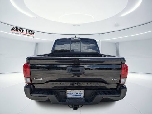 Used 2023 Toyota Tacoma SR AWD/4WD image 4