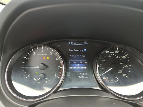 Used 2018 Nissan Rogue Sport S image 13