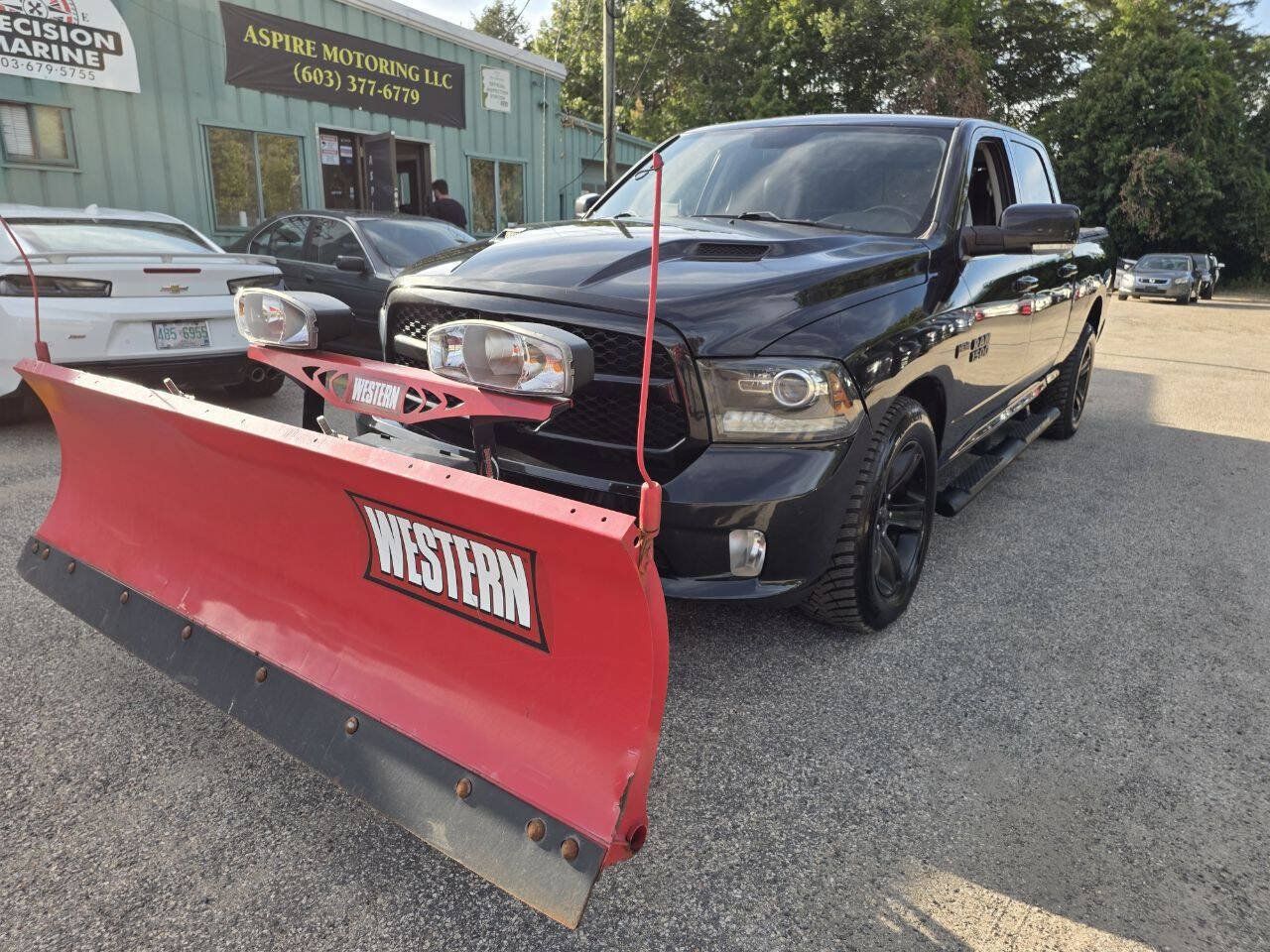 Used 2017 RAM 1500 Sport w/ Convenience Group AWD/4WD image 10
