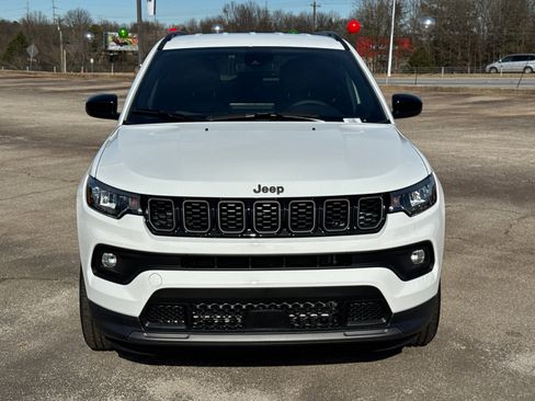 New 2026 Jeep Compass Latitude image 8