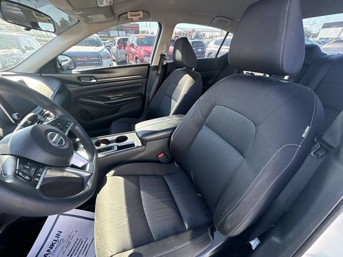 Used 2020 Nissan Altima 2.5 S FWD image 11