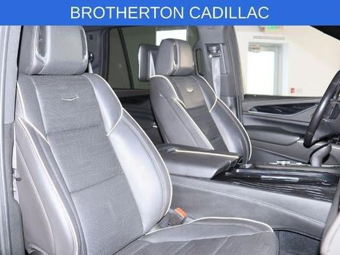 Used 2021 Cadillac Escalade Sport w/ Heavy-Duty Trailer Package AWD/4WD image 23