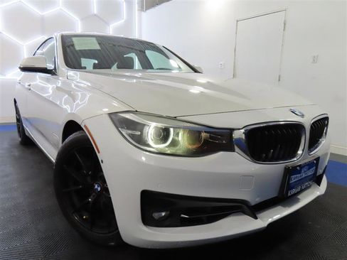 Used 2017 BMW 340i Gran Turismo xDrive image 3