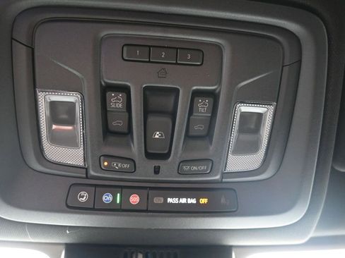 New 2026 GMC Sierra 2500 AT4 w/ AT4 Premium Plus Package AWD/4WD image 15