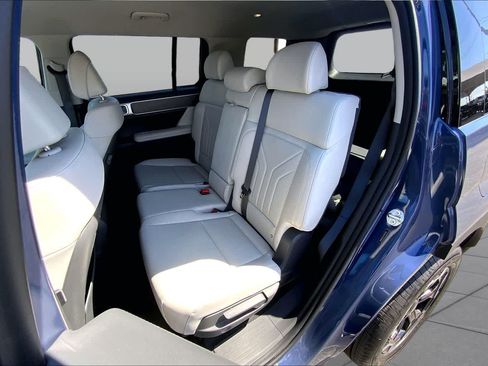 Used 2026 Hyundai Santa Fe SEL AWD/4WD image 20