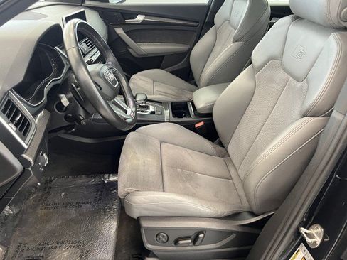 Used 2018 Audi SQ5 Premium Plus w/ Navigation Package AWD/4WD image 9