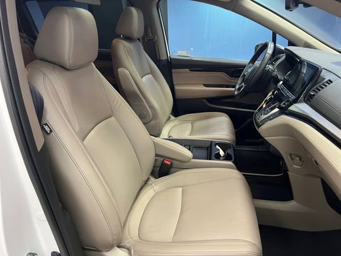 Used 2023 Honda Odyssey Touring image 28