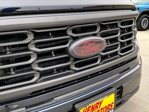 Used 2025 Ford F150 XL image 30