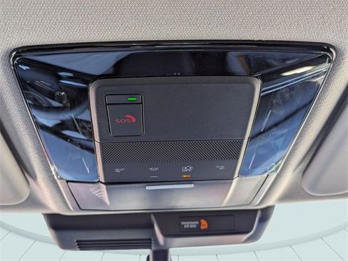 New 2025 Mitsubishi Outlander ES image 31