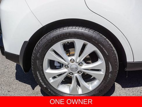 Used 2016 Kia Soul + FWD image 8