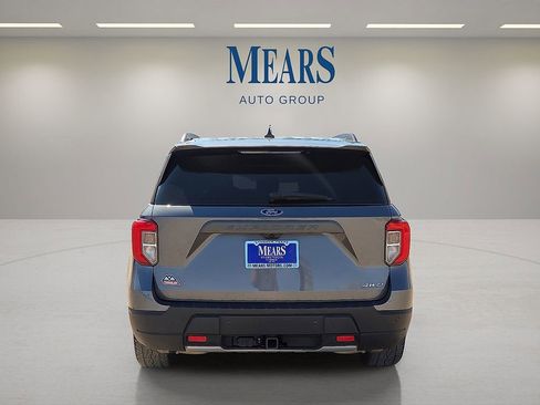 Used 2023 Ford Explorer Timberline image 4