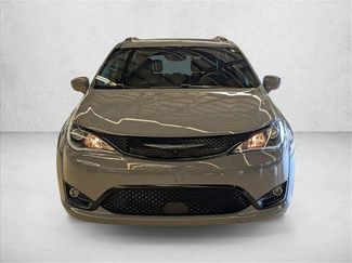 Used 2020 Chrysler Pacifica Touring-L w/ Advanced Safetytec Group AWD/4WD video 2