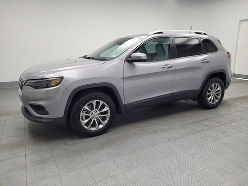 Used 2021 Jeep Cherokee Latitude Lux w/ Comfort/Convenience Group AWD/4WD image 2