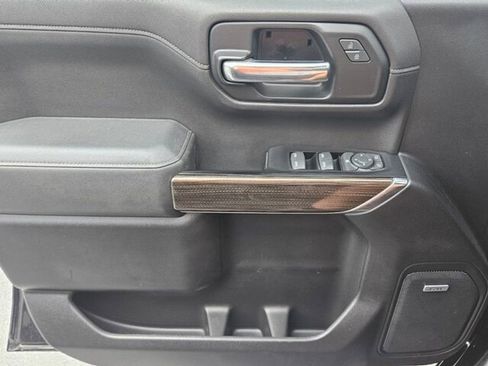 Used 2019 Chevrolet Silverado 1500 LT Trail Boss image 30