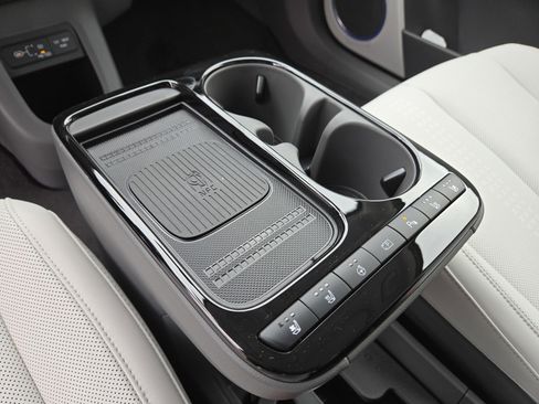 New 2026 Hyundai Ioniq 5 Limited image 18