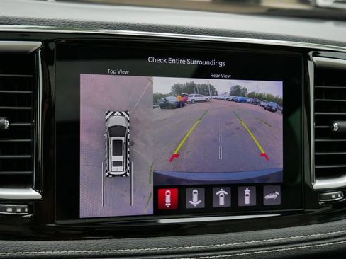 Used 2021 Chrysler Pacifica Limited w/ Premium & Safety Sphere Group AWD/4WD image 29