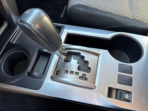 Used 2018 Toyota 4Runner SR5 image 18