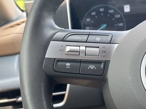Certified 2025 Hyundai Sonata Limited FWD image 30