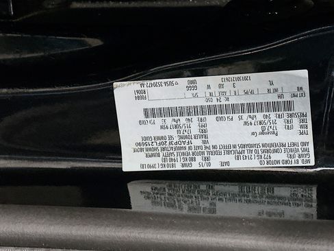 Used 2015 Ford Focus SE w/ SE Sport Package FWD image 12