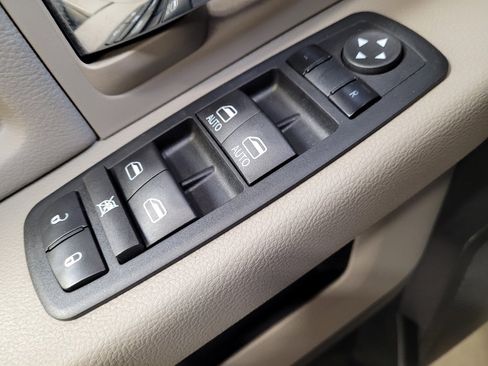 Used 2012 RAM 1500 Big Horn RWD image 27