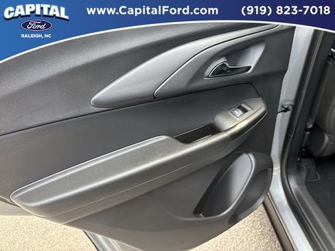 Used 2026 Chevrolet TrailBlazer RS w/ Convenience Package FWD image 17