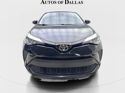 Used 2021 Toyota C-HR LE FWD image 3