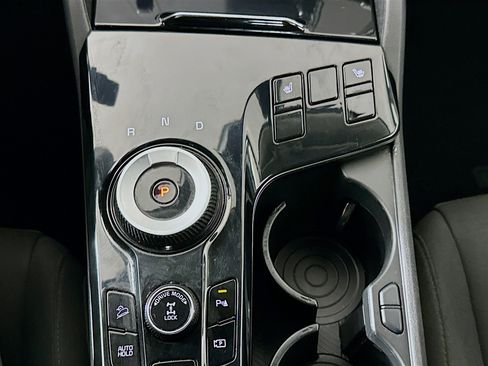 Used 2023 Kia Sportage LX image 23