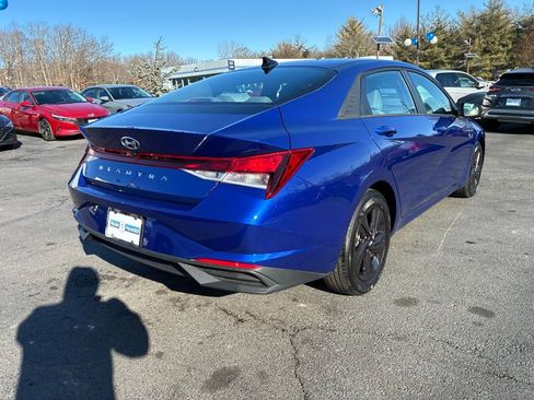 Used 2023 Hyundai Elantra SEL image 7