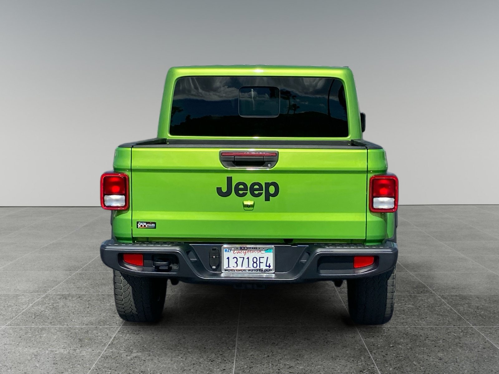 Used 2025 Jeep Gladiator Sport AWD/4WD image 4
