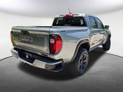 Used 2024 GMC Canyon Elevation w/ Elevation Premium Package AWD/4WD image 14