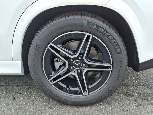 New 2025 Mercedes-Benz GLE 53 AMG 4MATIC image 5