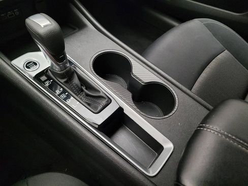 Used 2025 Nissan Altima 2.5 SV FWD image 26