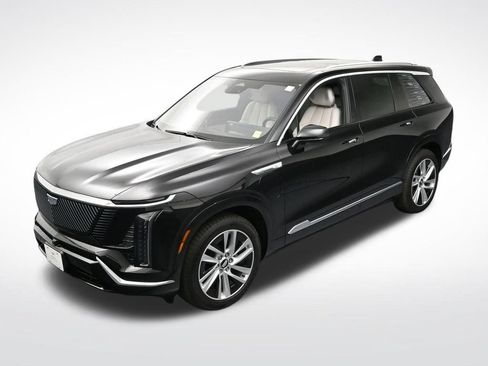 Used 2026 Cadillac Vistiq Luxury AWD/4WD image 16