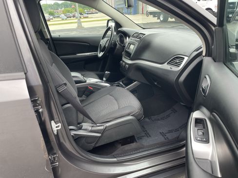Used 2016 Dodge Journey SXT w/ Premium Group AWD/4WD image 26