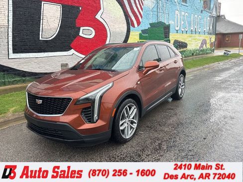 Used 2019 Cadillac XT4 Sport FWD image 1