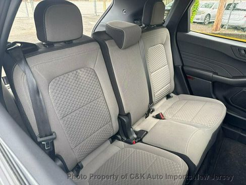 Used 2022 Ford Escape SE AWD/4WD image 17