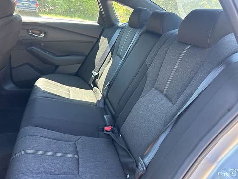Used 2025 Honda Accord Sport image 13